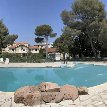 Rdc 4 Places, Piscine, Plage A 1minute Apartment